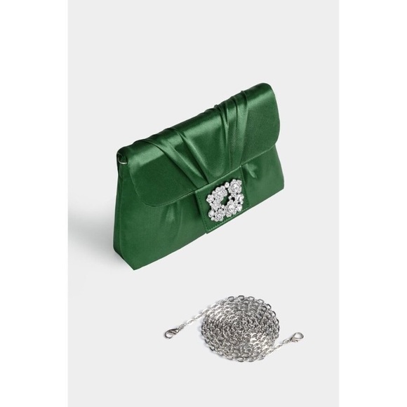 NWT-Elegant Green Satin Clutch with Chain Strap - Picture 10 of 12